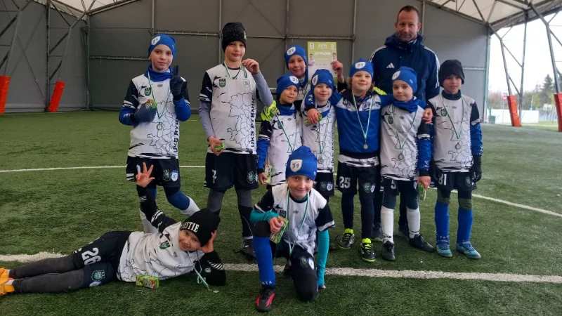 Zadaszona hala sportowa (balon) w Zespole Szkół nr 3 w Rybniku